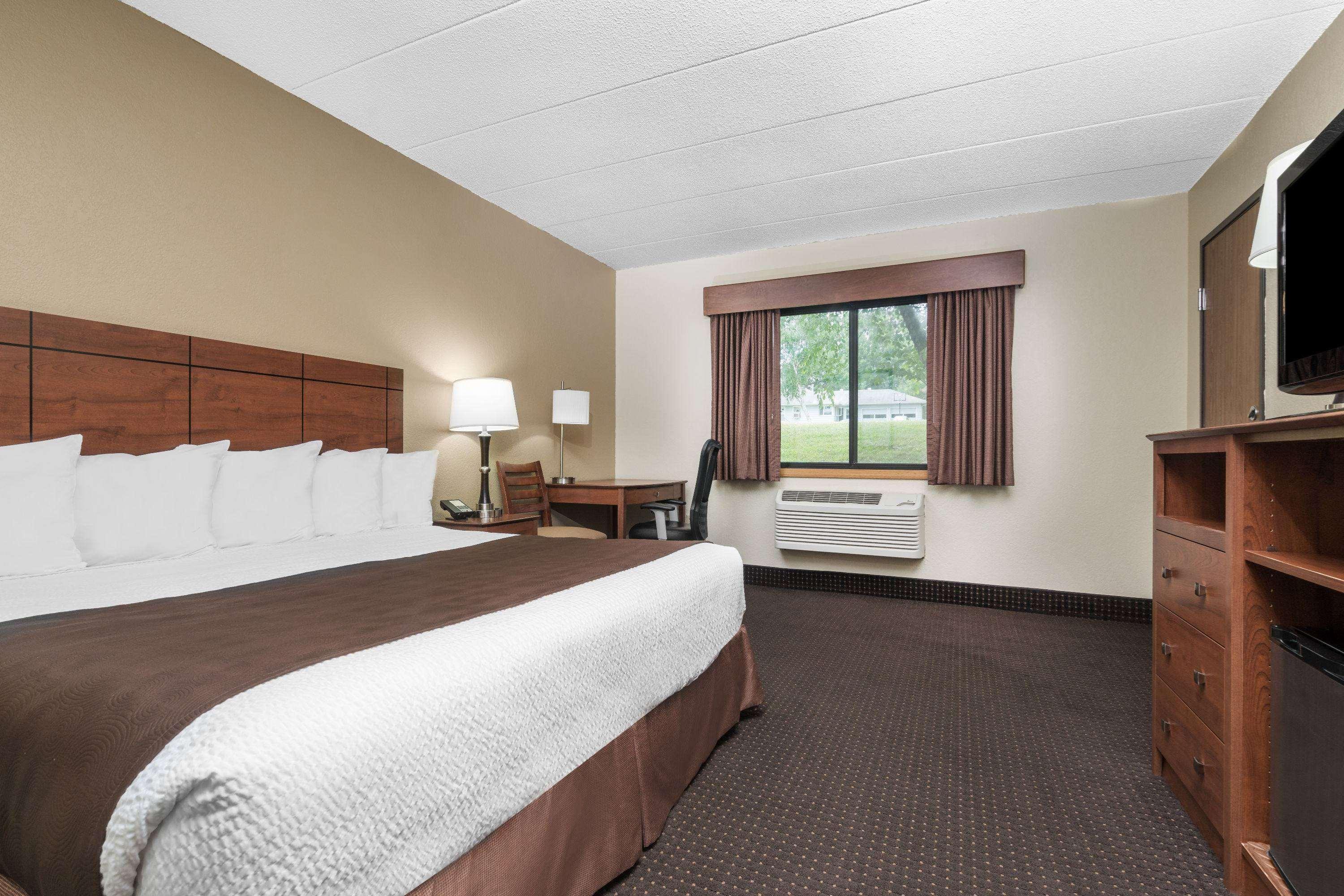 Americinn By Wyndham Lake City מראה חיצוני תמונה