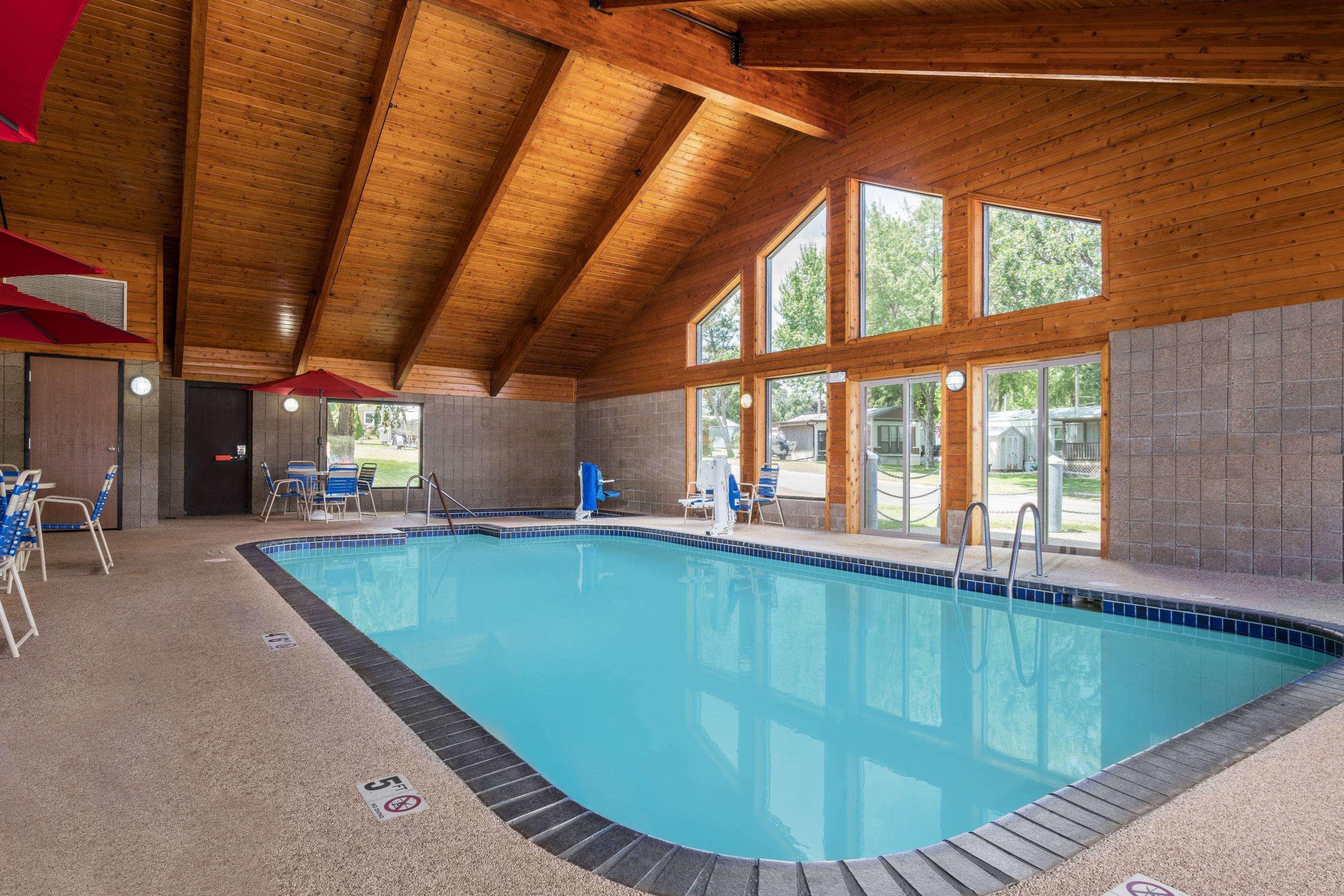 Americinn By Wyndham Lake City מראה חיצוני תמונה